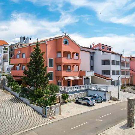 Mikanovic * Crikvenica