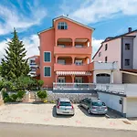 Daire Mikanovic Crikvenica