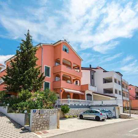 Apartment Mikanovic