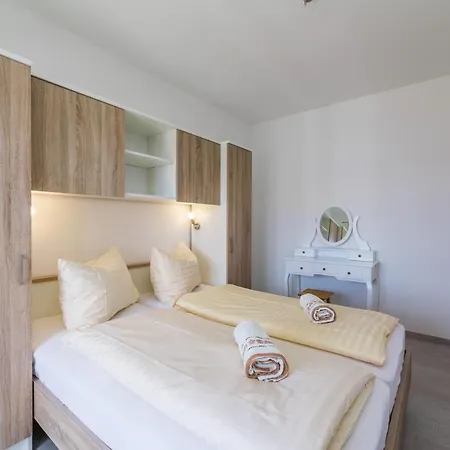 아파트 Mikanovic *