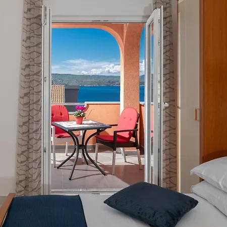 Mikanovic 아파트 *